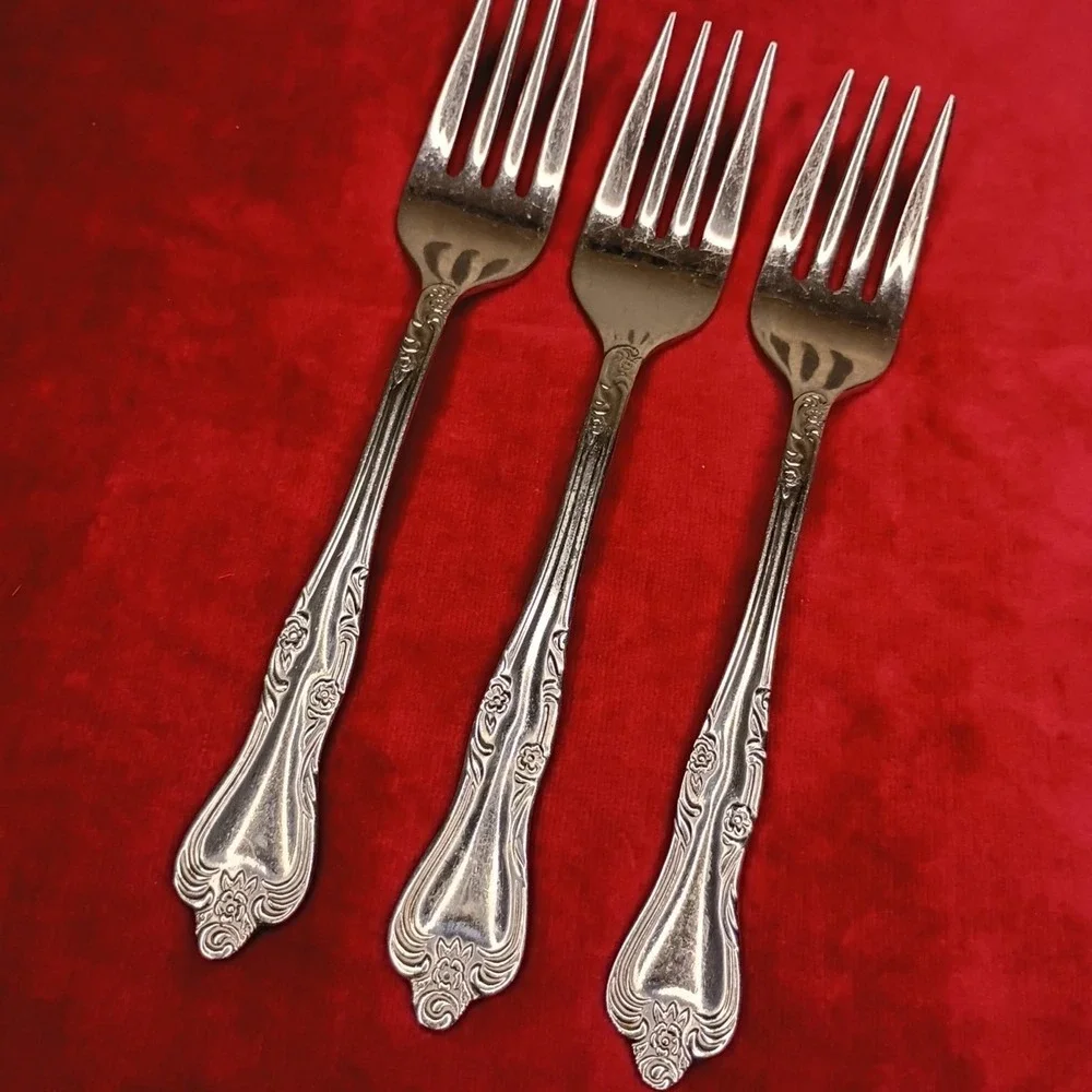 Oneida salad forks