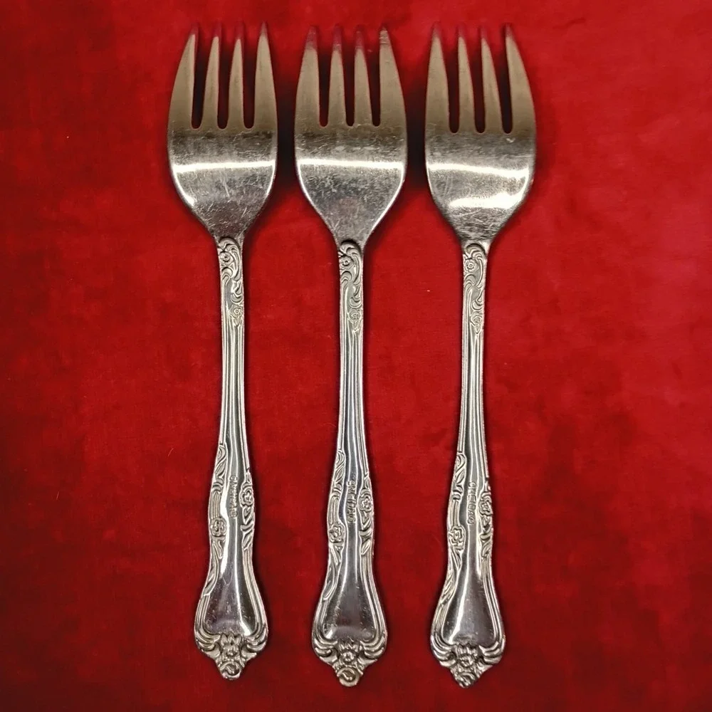 Oneida salad forks