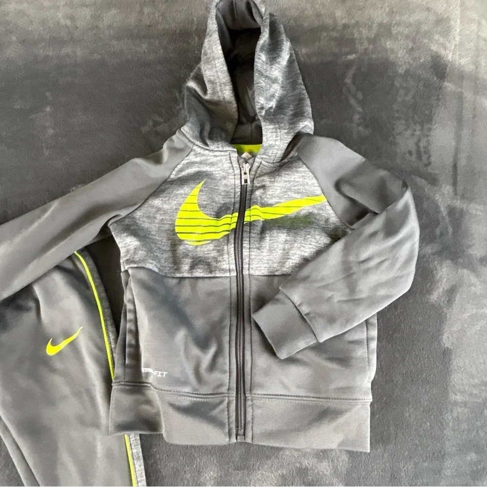 Nike gray tracksuit
