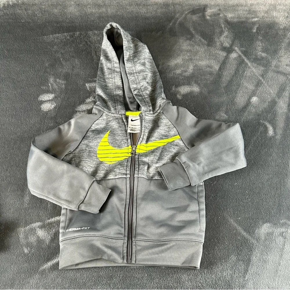 Nike gray tracksuit