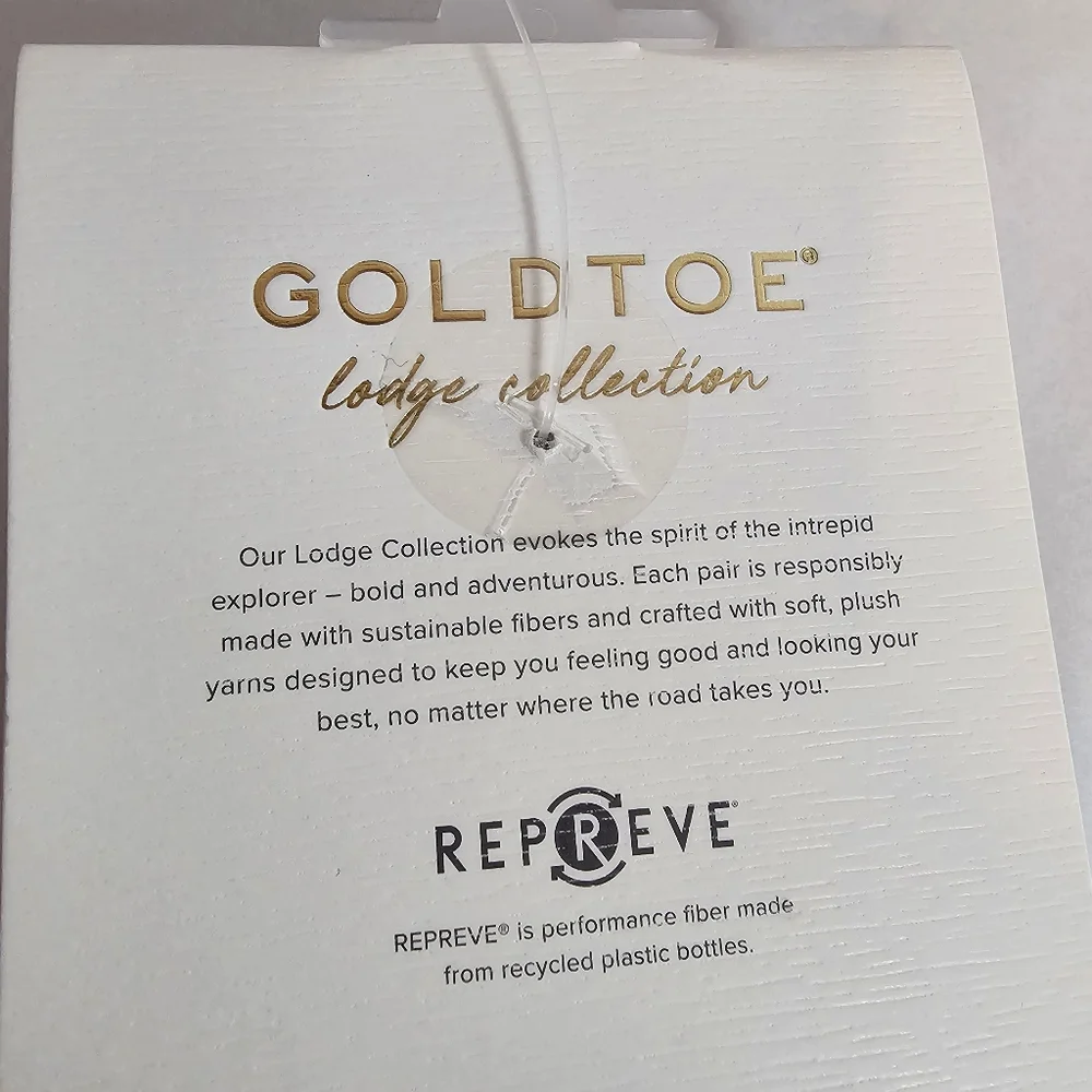 2 Packages GOLD TOE Holiday & Lodge Collection Socks SIZE 6-9 (5 Pair Total)