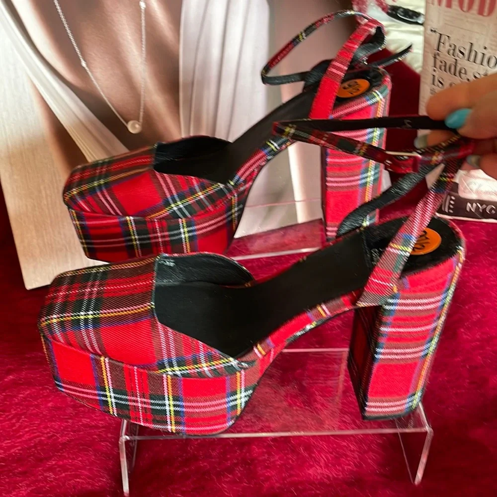 New Jeffrey Campbell Ovr-N-Out Squared Toe Pump Tartan Red Plaid Block Heel 9.5