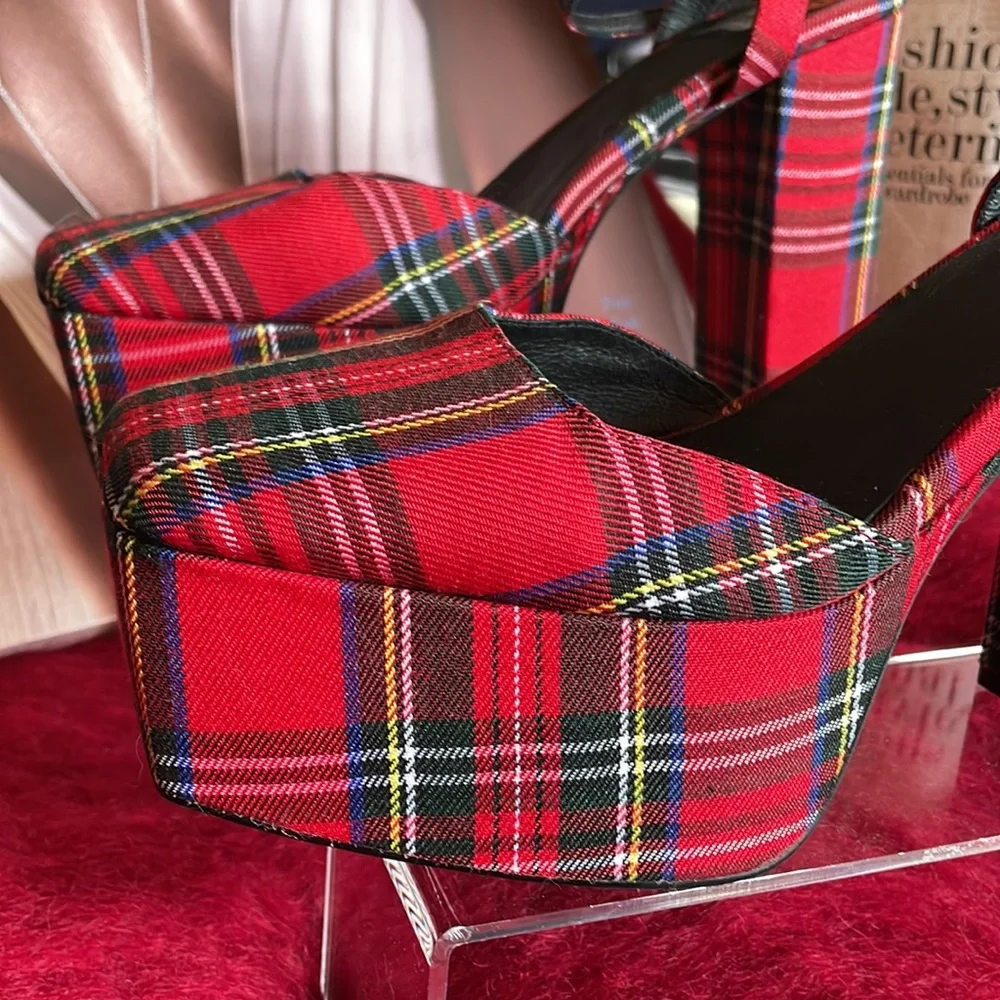 New Jeffrey Campbell Ovr-N-Out Squared Toe Pump Tartan Red Plaid Block Heel 9.5