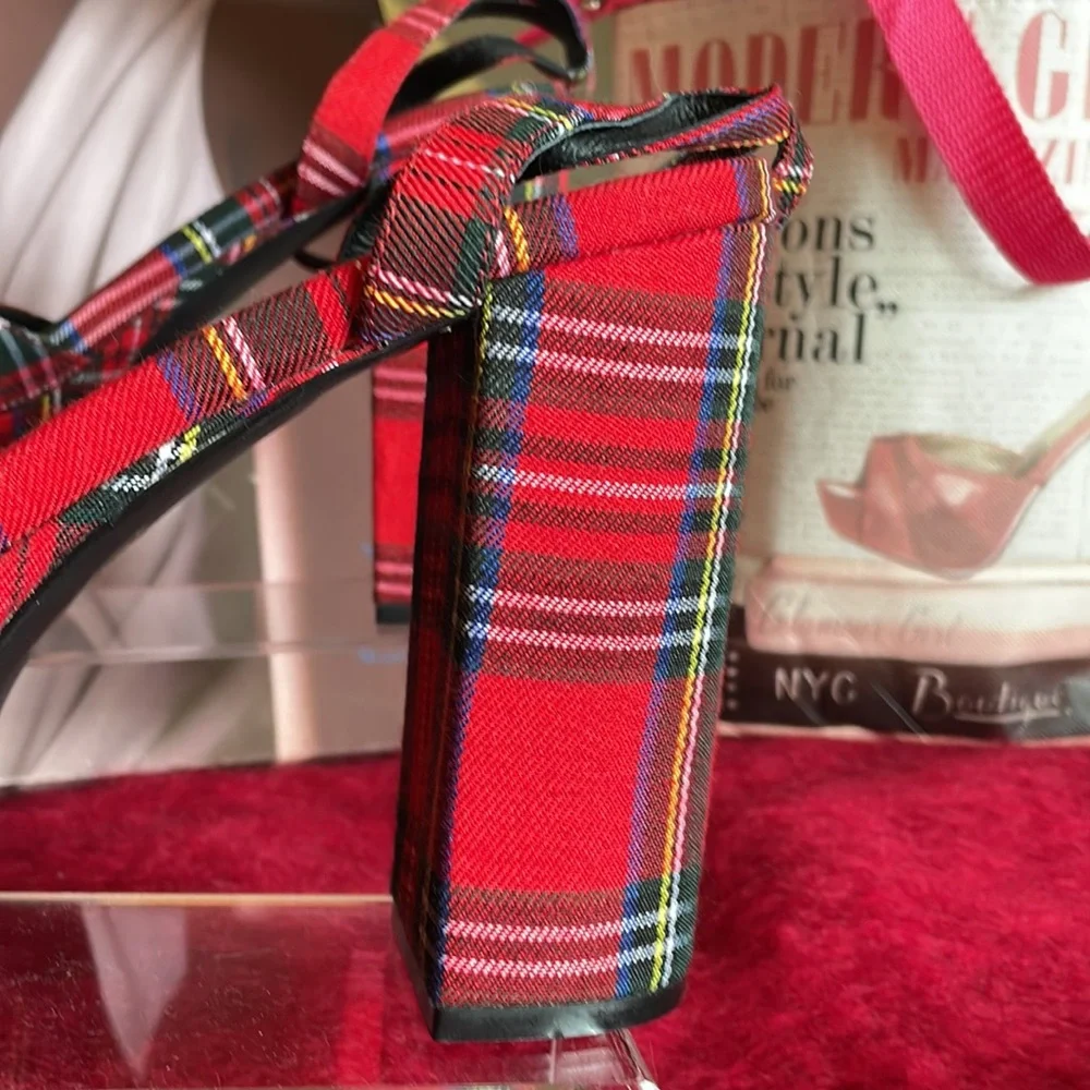 New Jeffrey Campbell Ovr-N-Out Squared Toe Pump Tartan Red Plaid Block Heel 9.5