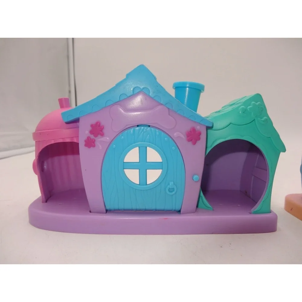 Littlest Pet Shop Playful Puppies Dog House‎ 2004 LPS Blue and Pink Houses Only