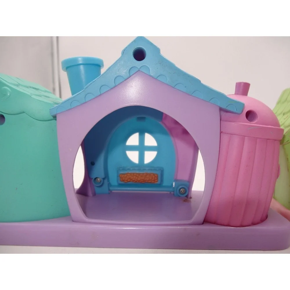 Littlest Pet Shop Playful Puppies Dog House‎ 2004 LPS Blue and Pink Houses Only