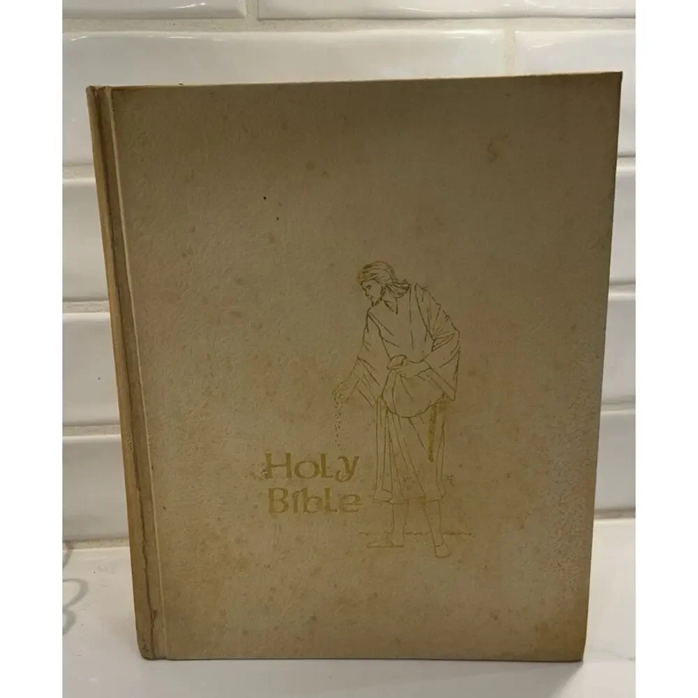 Vtg 1960s The HOLY‎ BIBLE KJV King James Large Off White Full Color Illustrated