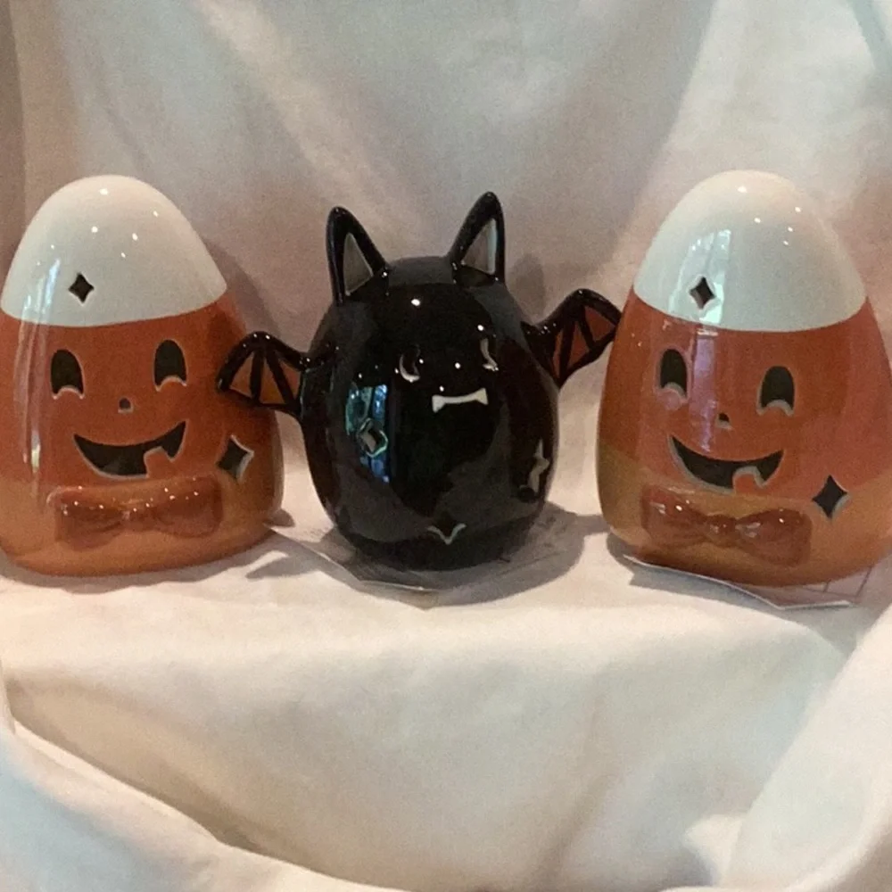 Target Bullseye Playground light up candy corn & bat set