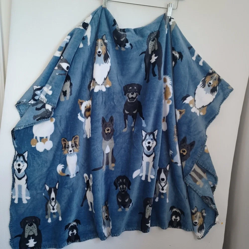 Mainstays plush throw