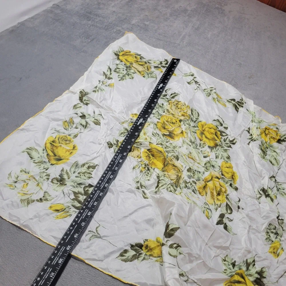 Vintage Scarf Women OS White Yellow Floral Rose Rayon Hand Rolled Japan 30x30‎