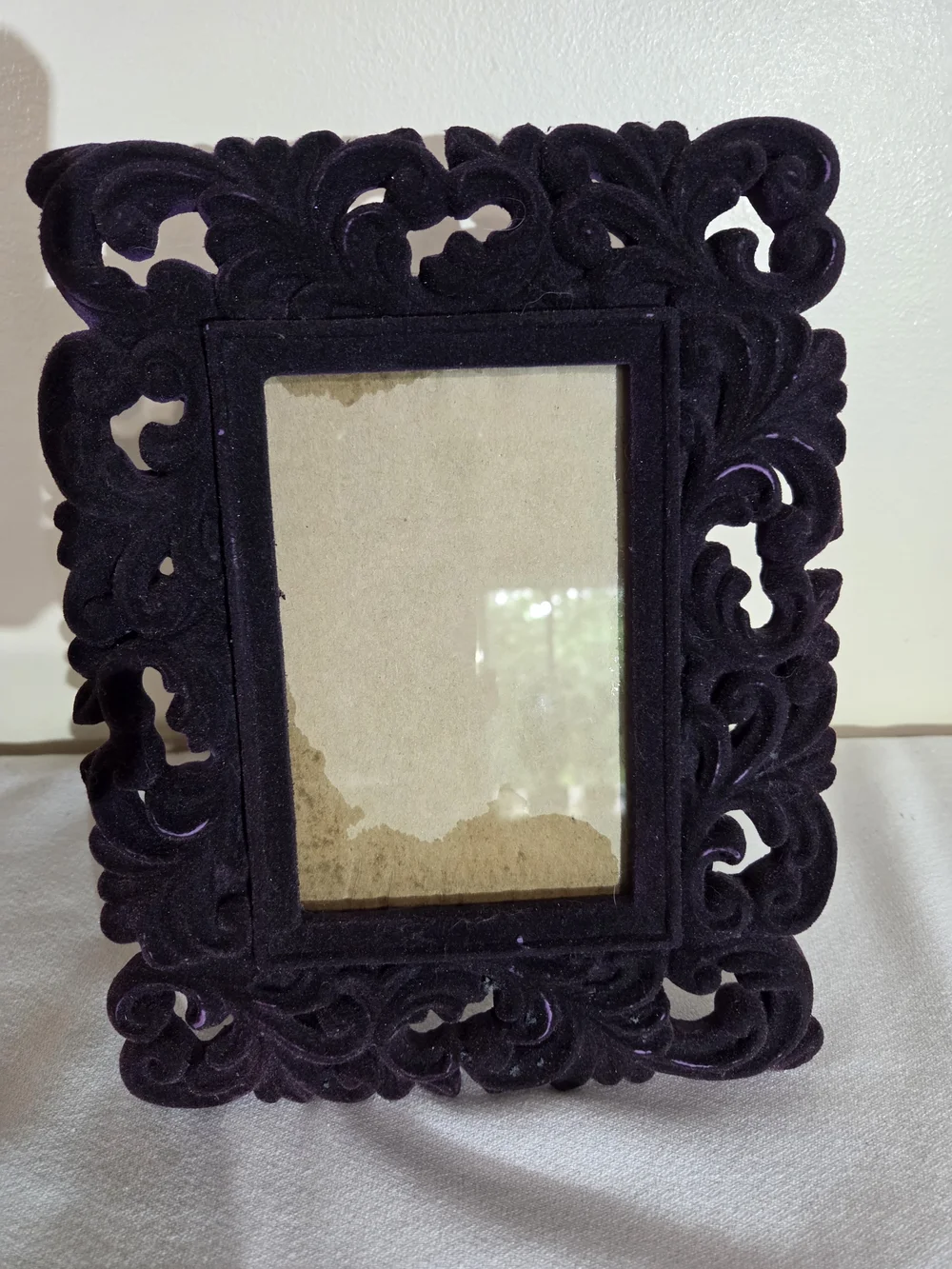 Vintage Velvet Baroque Ornate Picture Frame - Purple 4x6
