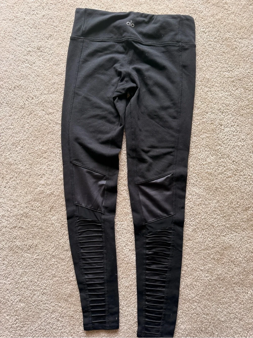 ALO Yoga womens Black Leggings with Ribbed Lower Panels