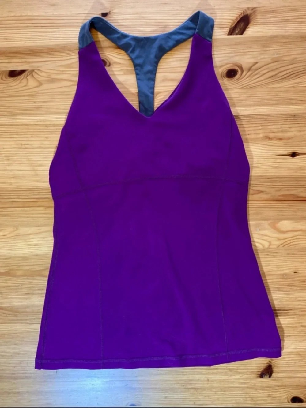 ALO Yoga Cutout Racerback Tank Built-In Shelf Bra Yoga Pilates Plum Grey Size S