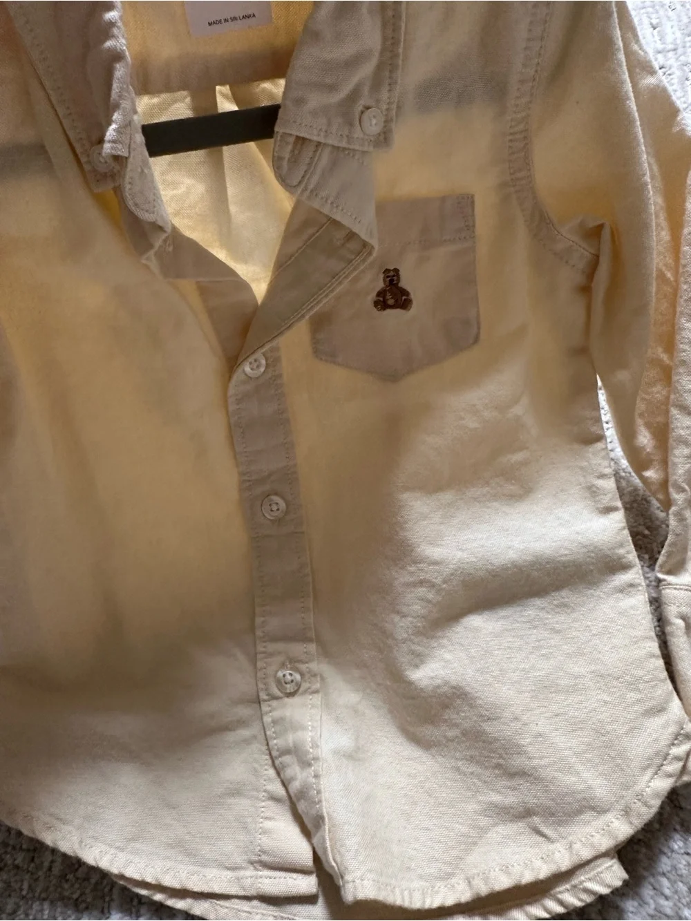 GAP soft yellow