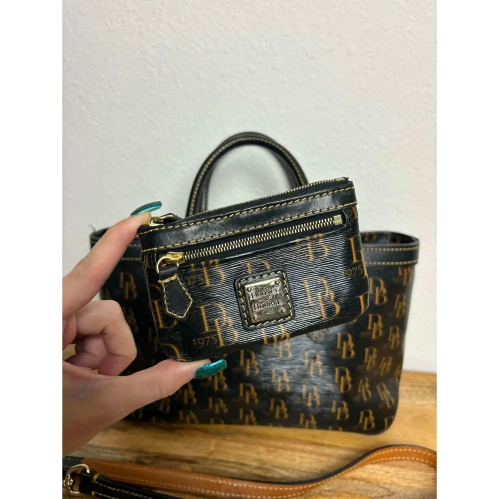 Dooney & Bourke this coordinated