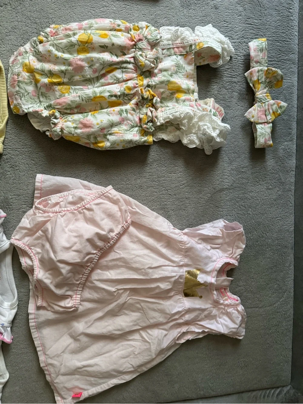 Babygirl clothing bundle sizes 3-6 months