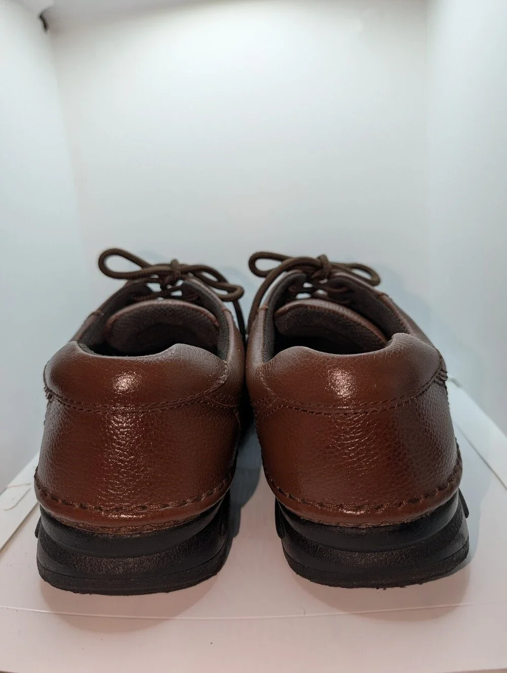 Nunn Bush comfortable leather