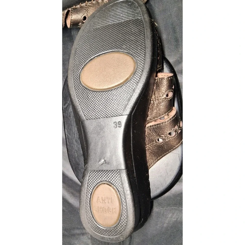 La Plume Metallic Bronze Leather Wedge Slide Sandals Adjustable Straps Size 39