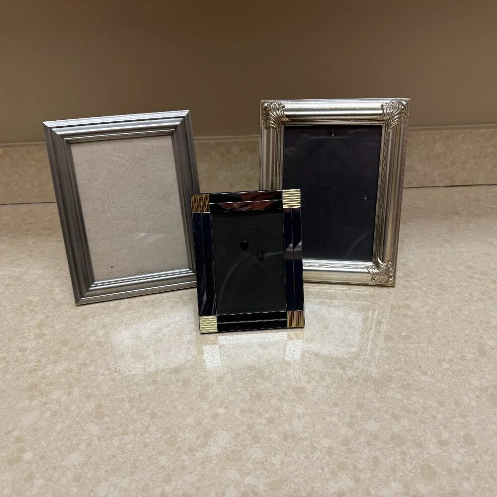 3 - Picture Frames