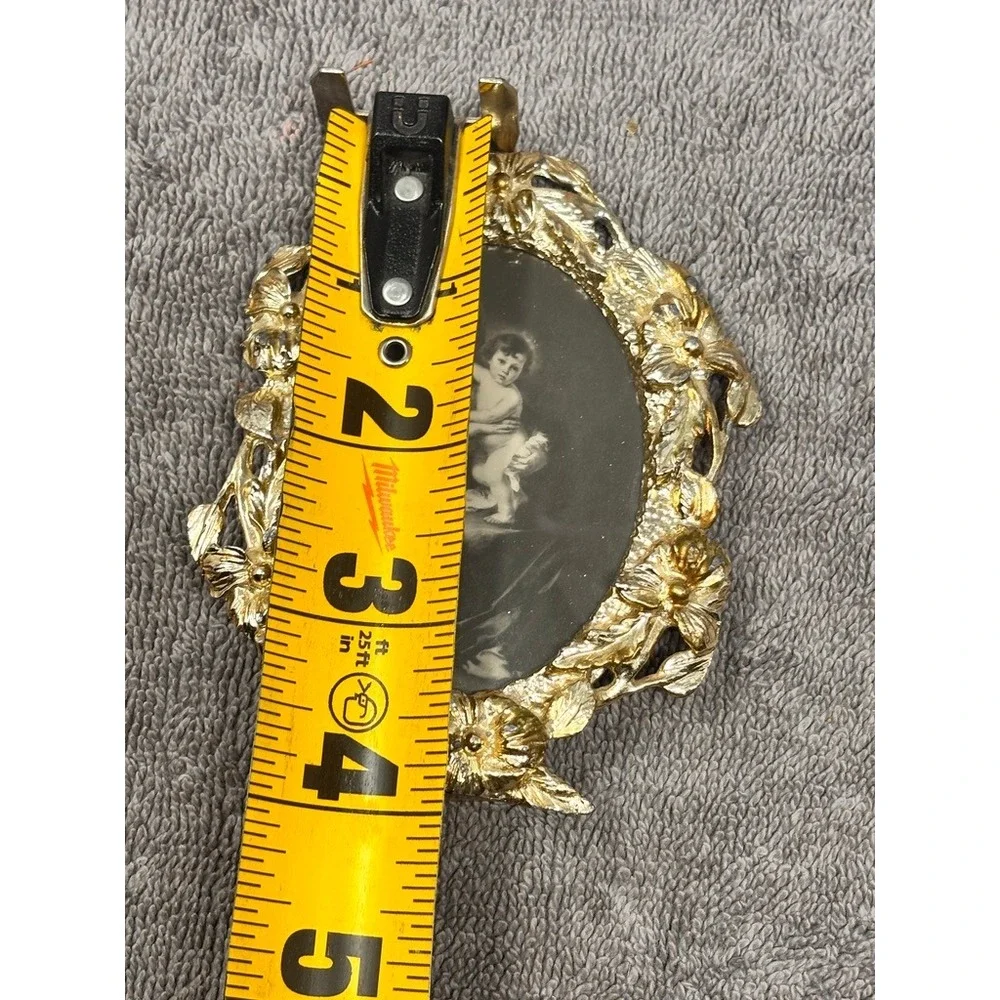 Vintage Gold Tone Floral Oval Mini Picture Frame Madonna Child Victorian Style