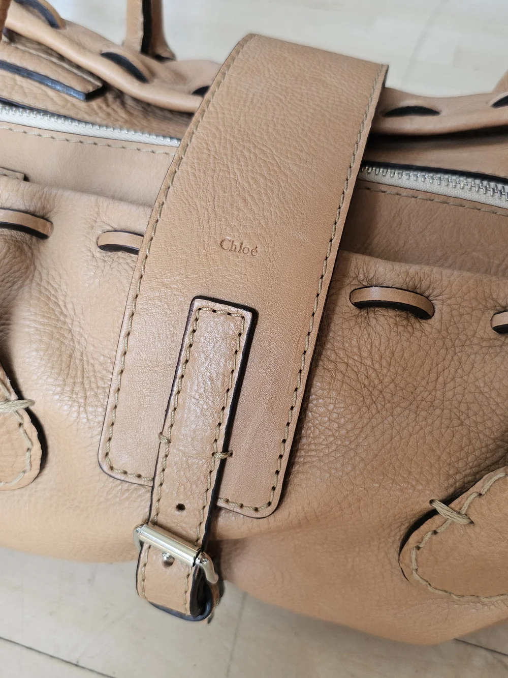 Chloe brand color