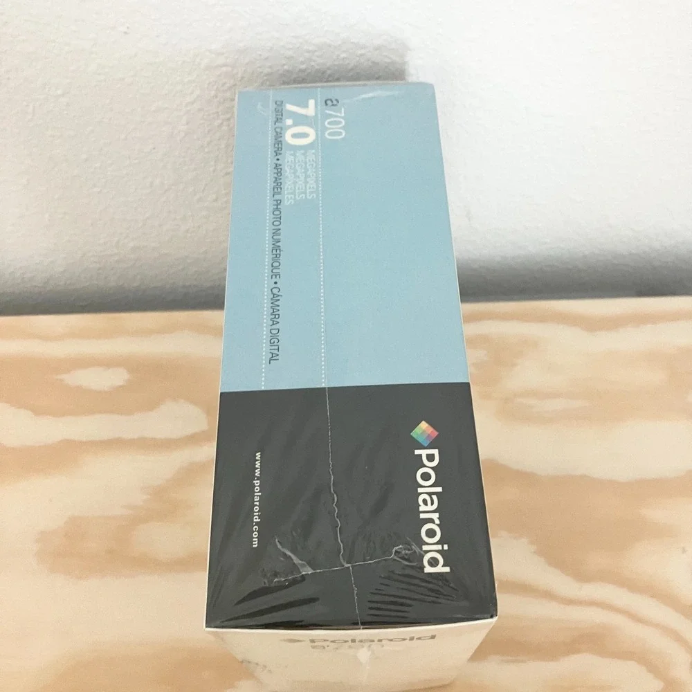 Polaroid vintage a700