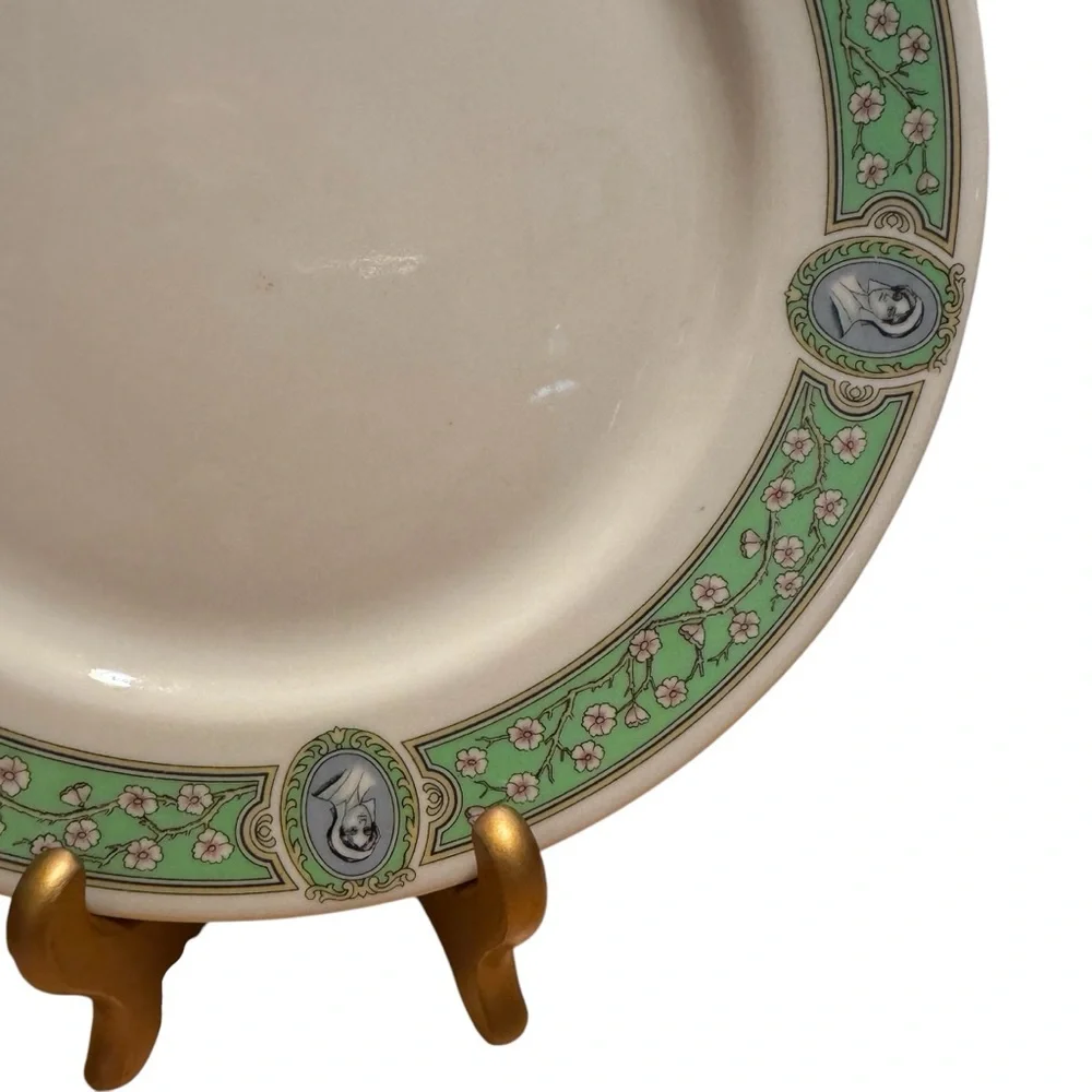 Syracuse China Old Ivory The Mayflower Dinner Plate