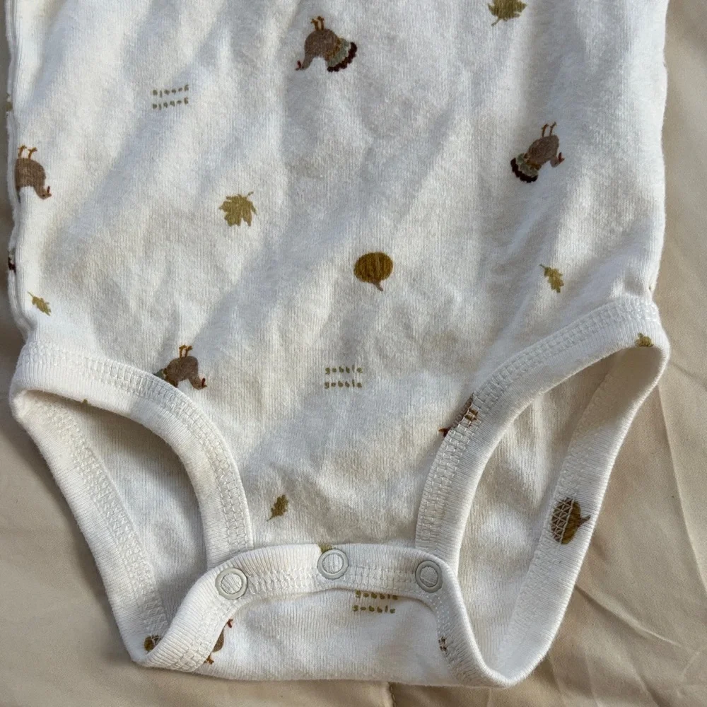 Carters themed red has