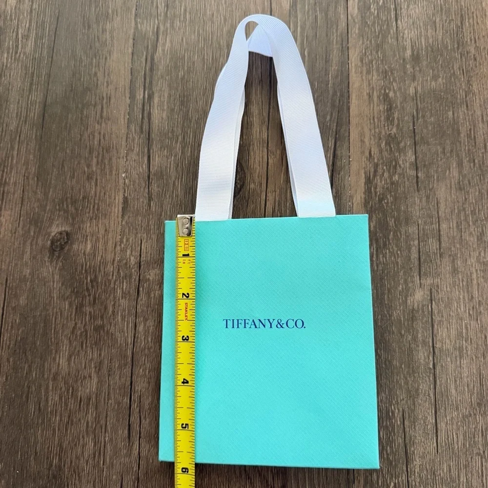 Tiffany & Co. gorgeous tiffany