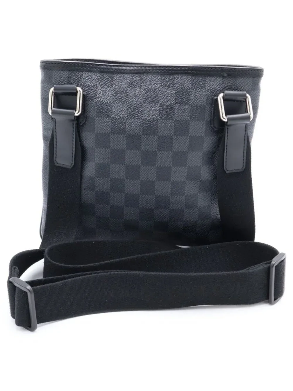 Louis Vuitton features bag guide