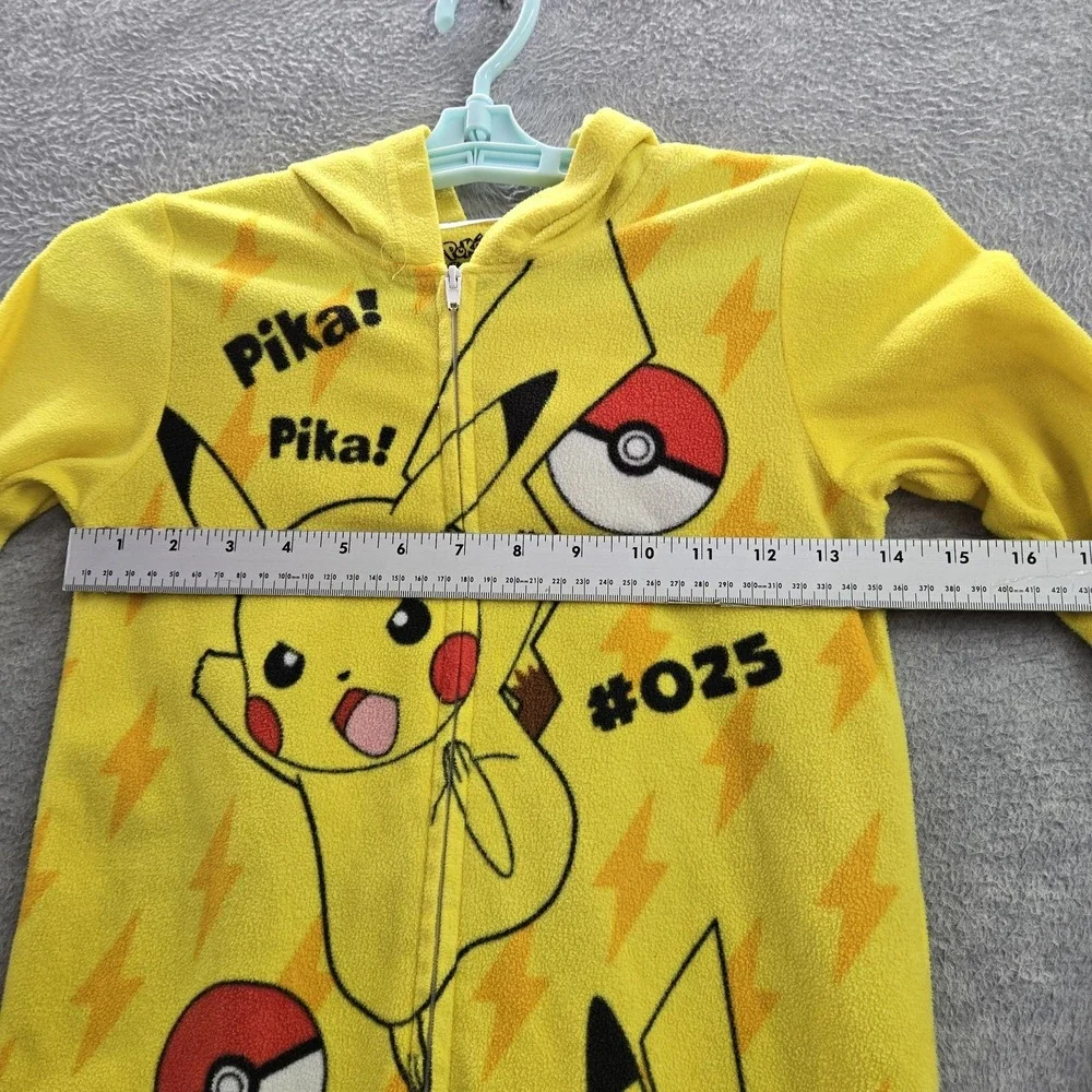 Pokemon‎ Kids Sleepwear S Yellow One Piece Graphic Print Fleece Pikachu Pokeball