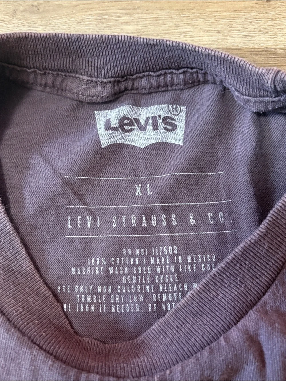 Levis levi brown