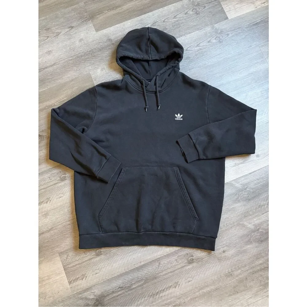 adidas classic black