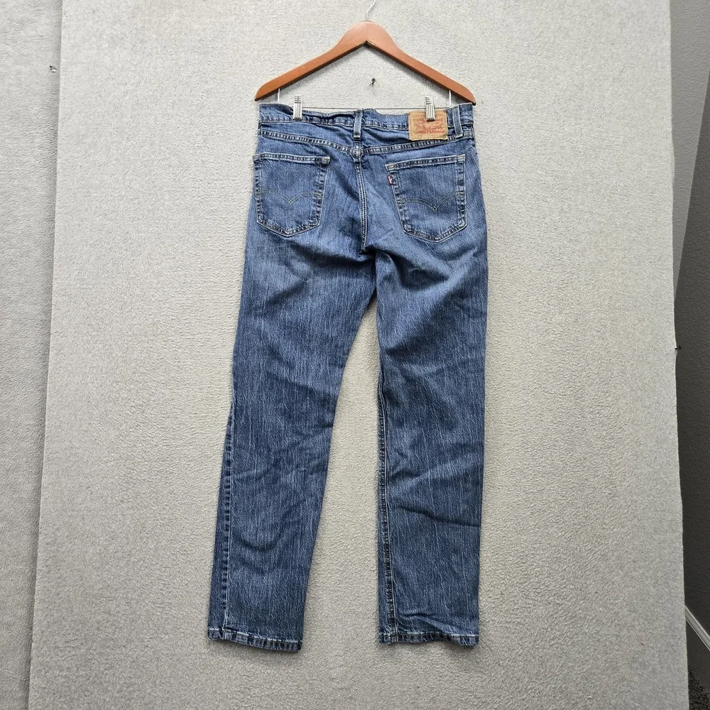Levis *please carefully