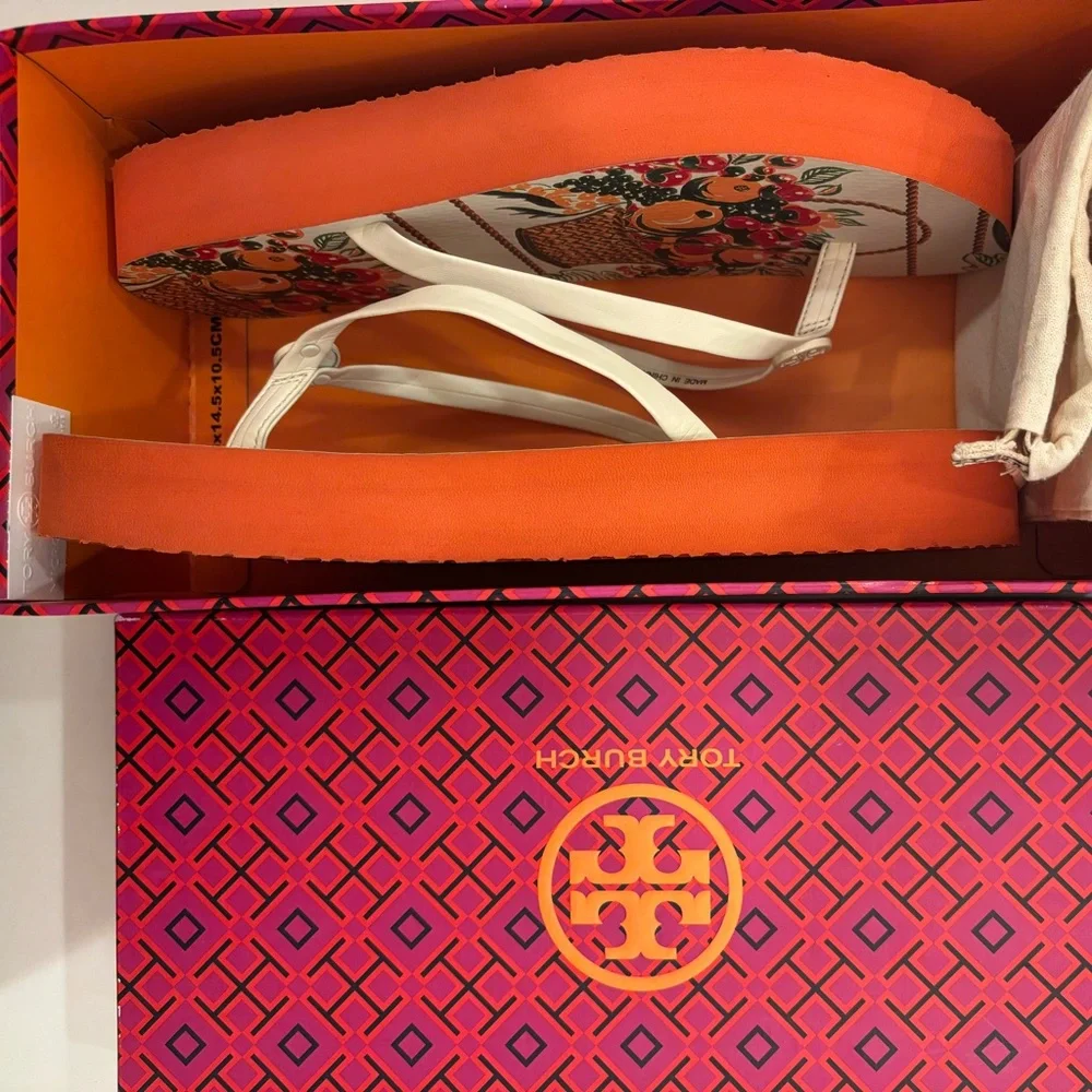 Tory Burch tory burch