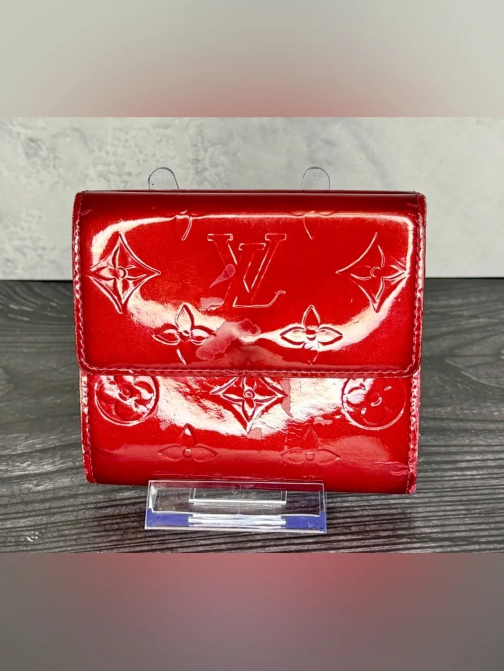 Louis Vuitton description add