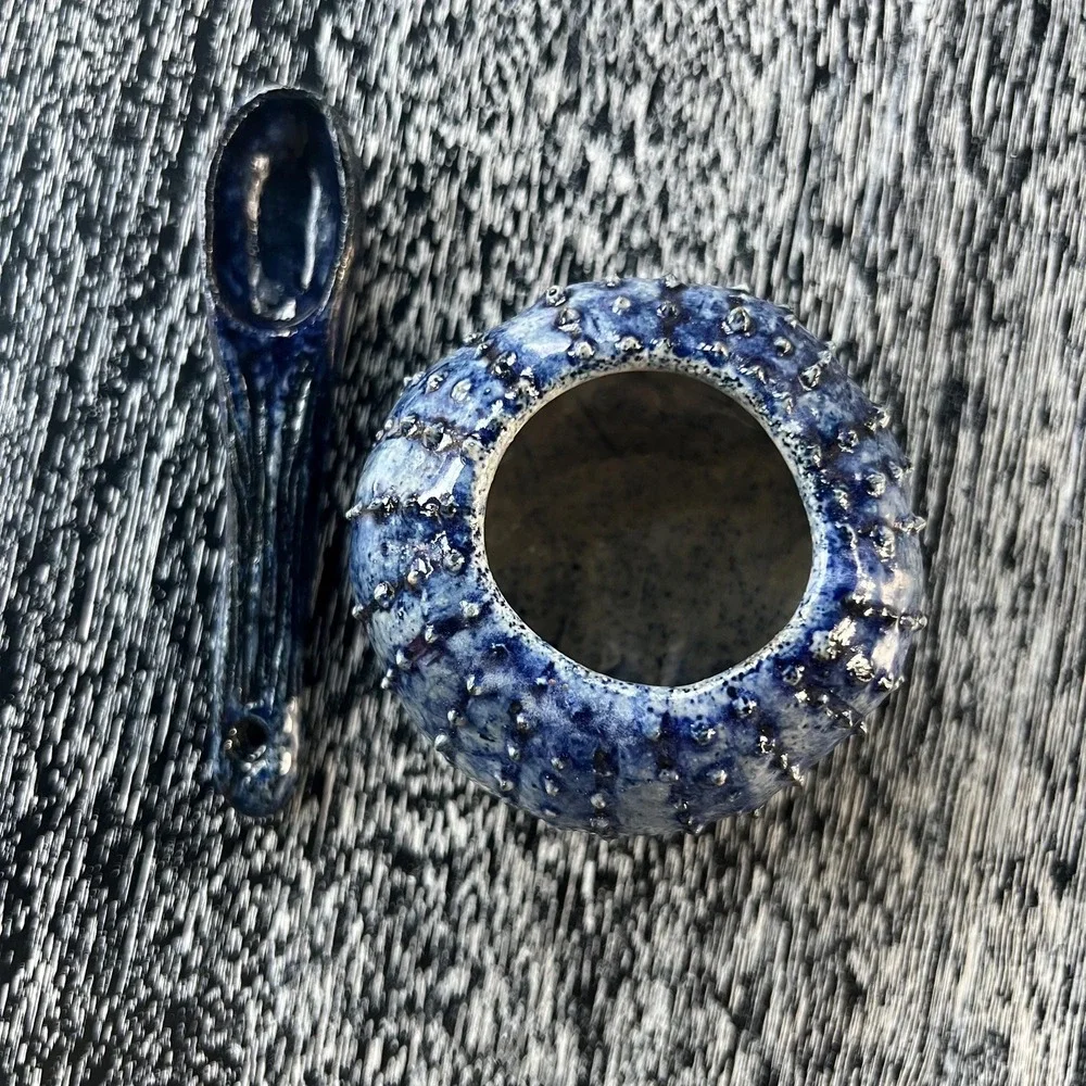 N/A unique pottery