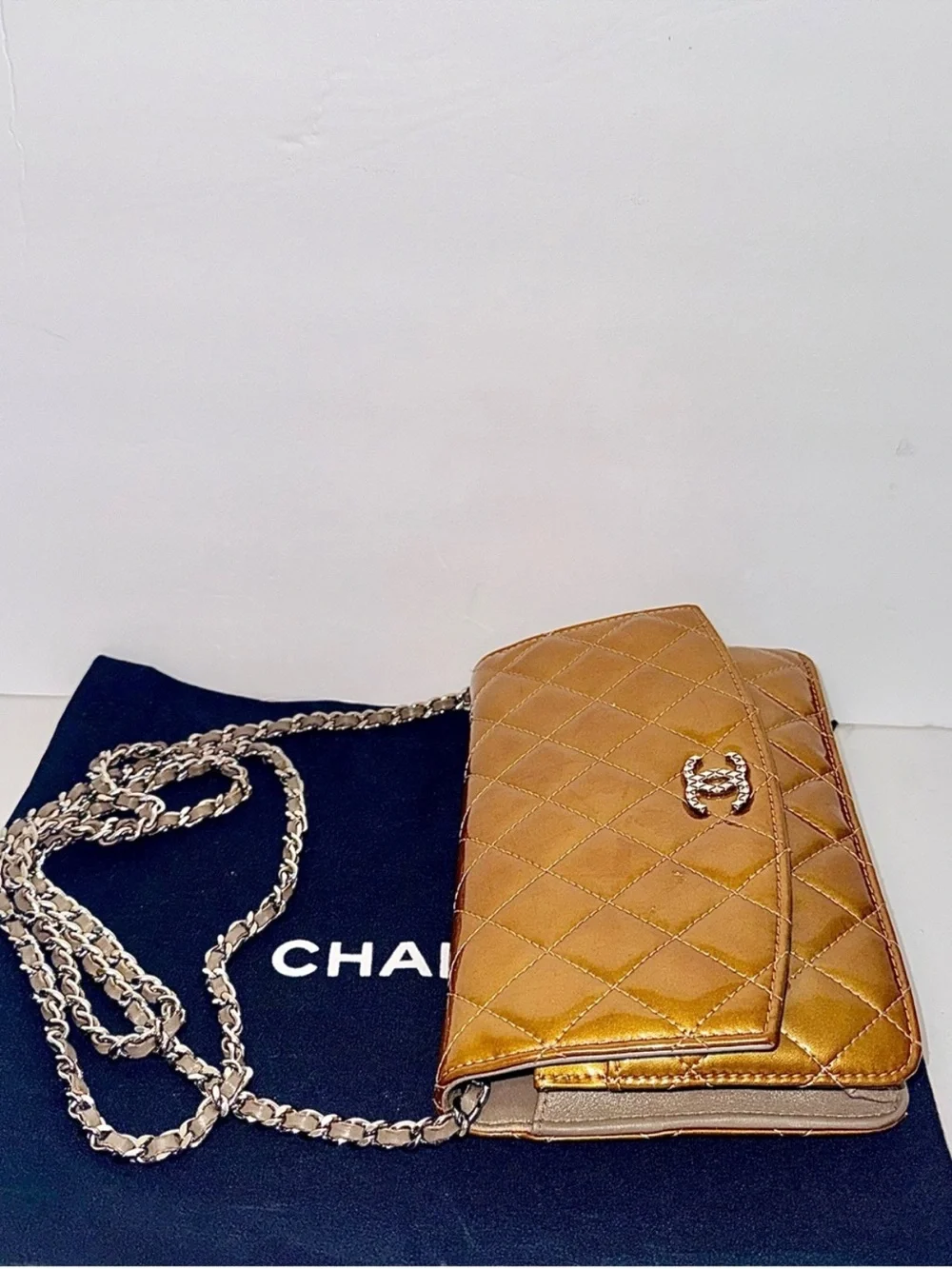 CHANEL Metallic Champagne Gold Quilted Patent Leather Crossbody AUTHENTIC