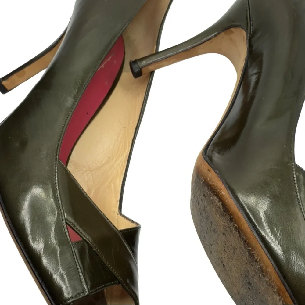 Kate Spade Green Heels with Peep-Toe Design