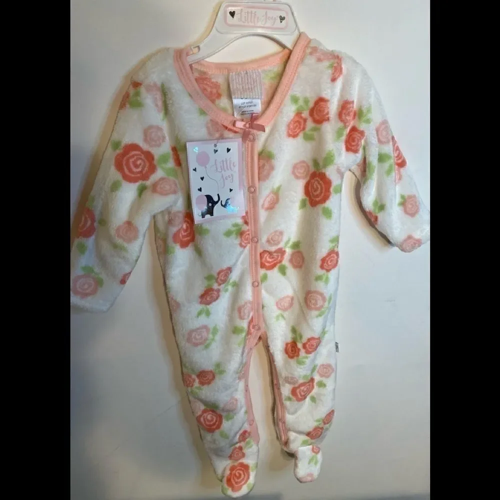 🛍Little joy Girls size 6-9 moths one piece floral Pijama