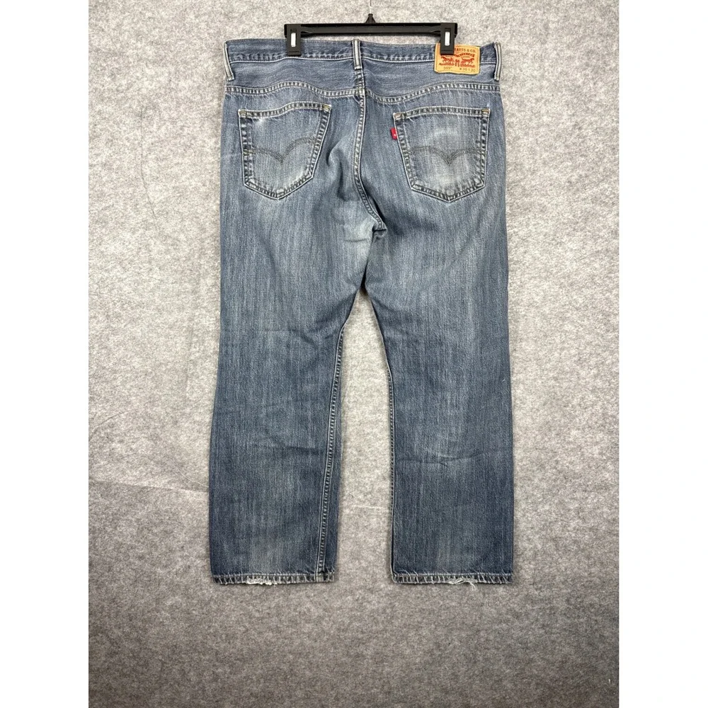 Levis levi 569