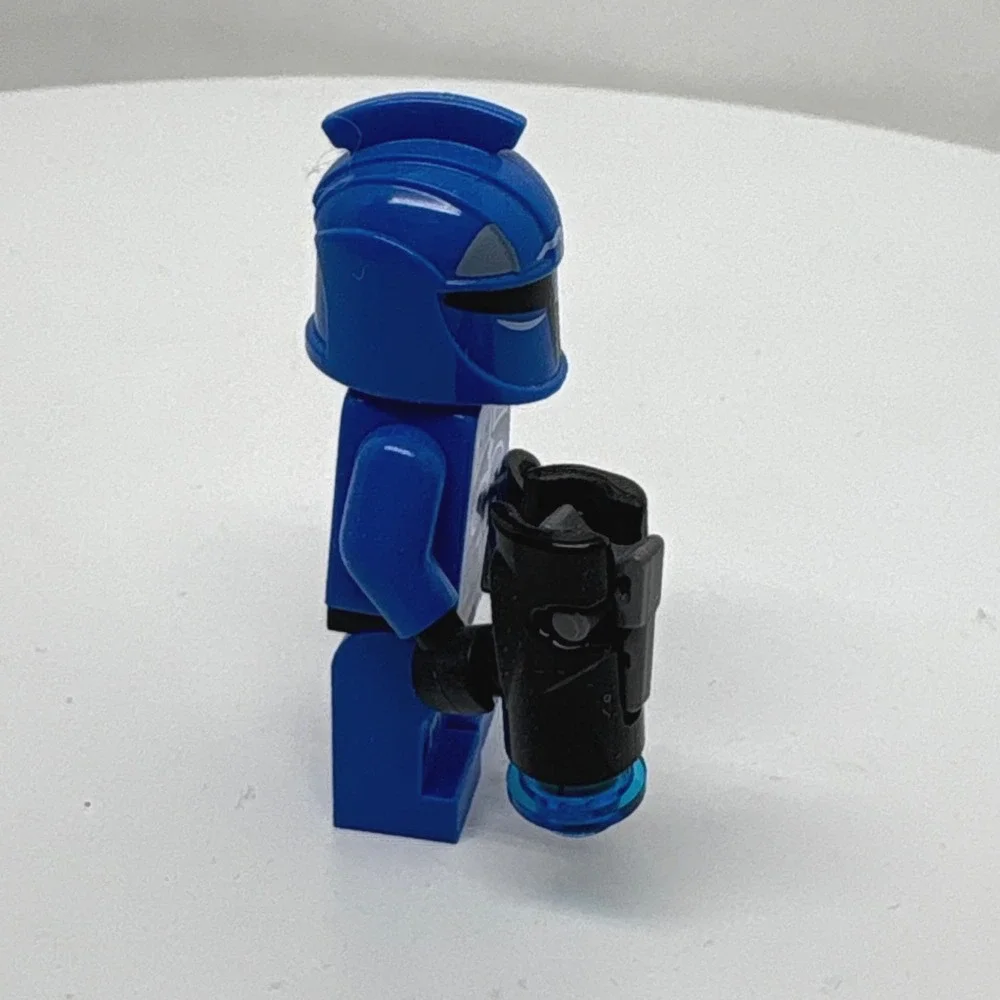 Lego dollarmom fi detailed