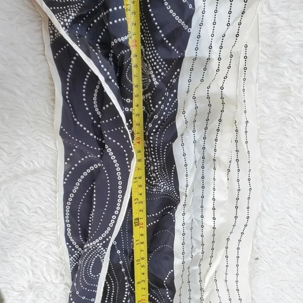 Anne Klein black white