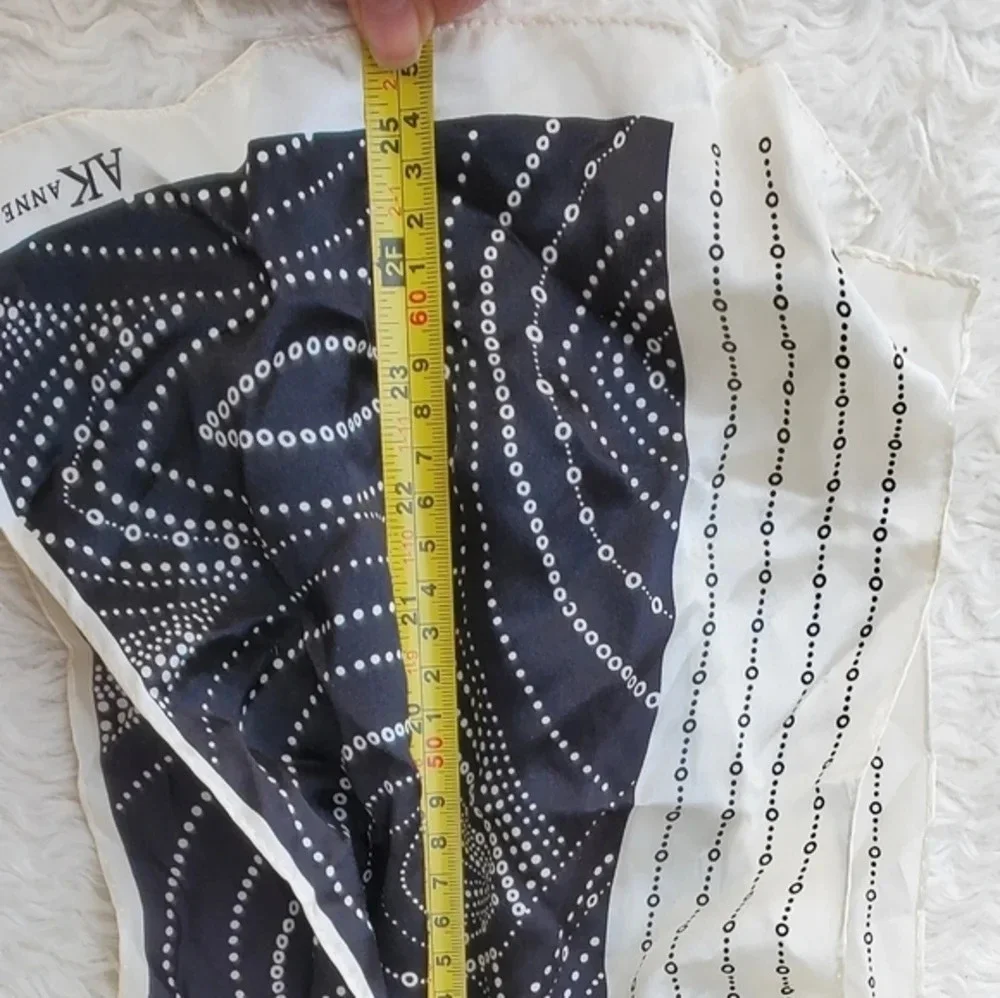 Anne Klein black white