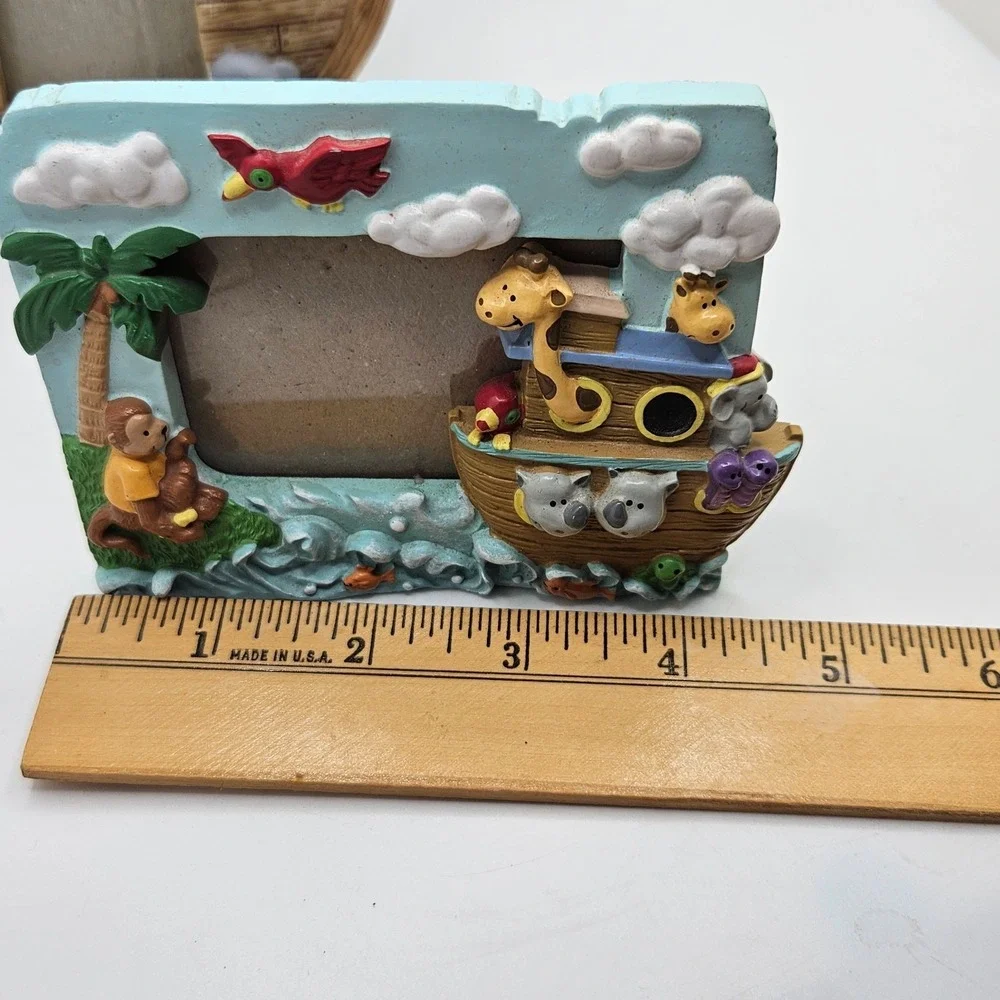 Lot of 2‎ Noah's Ark Resin Photo Frames Nursery Decor Animal Picture Frames