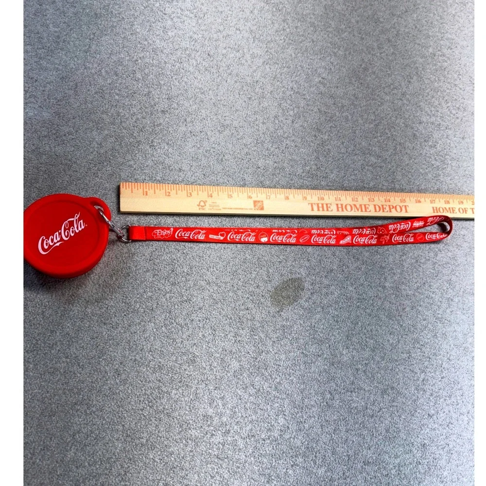 Coca-Cola Collapsible Travel Cup Unisex OS Red Silicone Lanyard Set Retro Gear