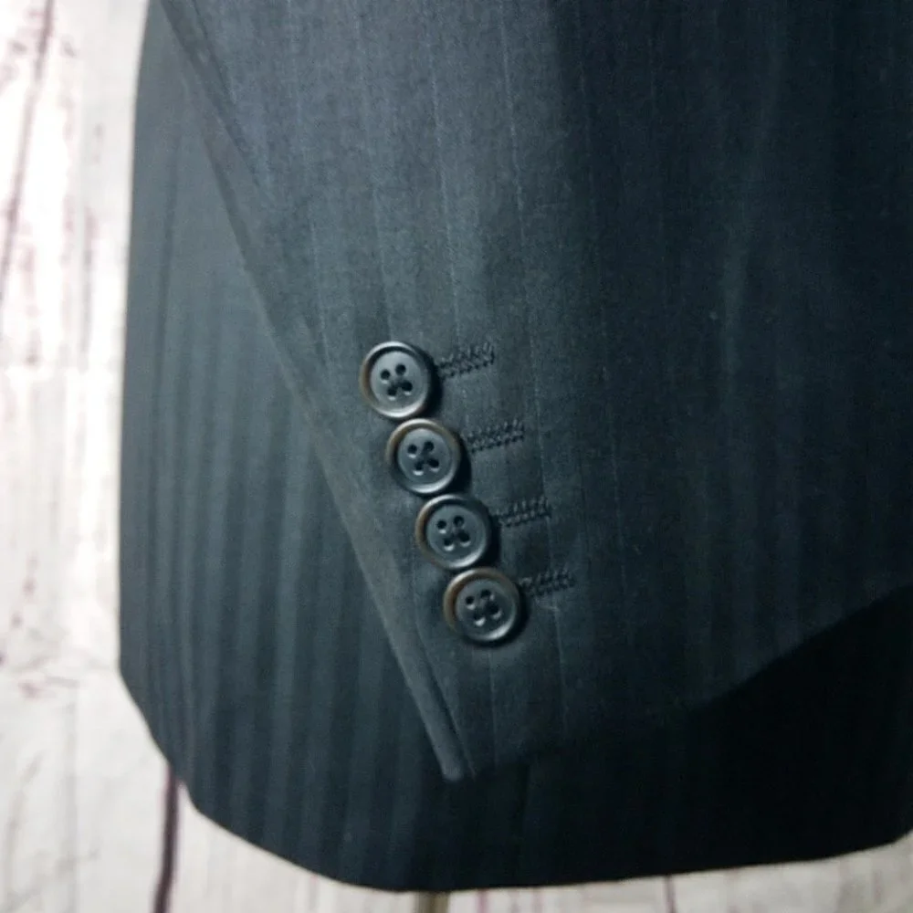 J. Ferrar 42R 3 Button Black Striped Suit Jacket