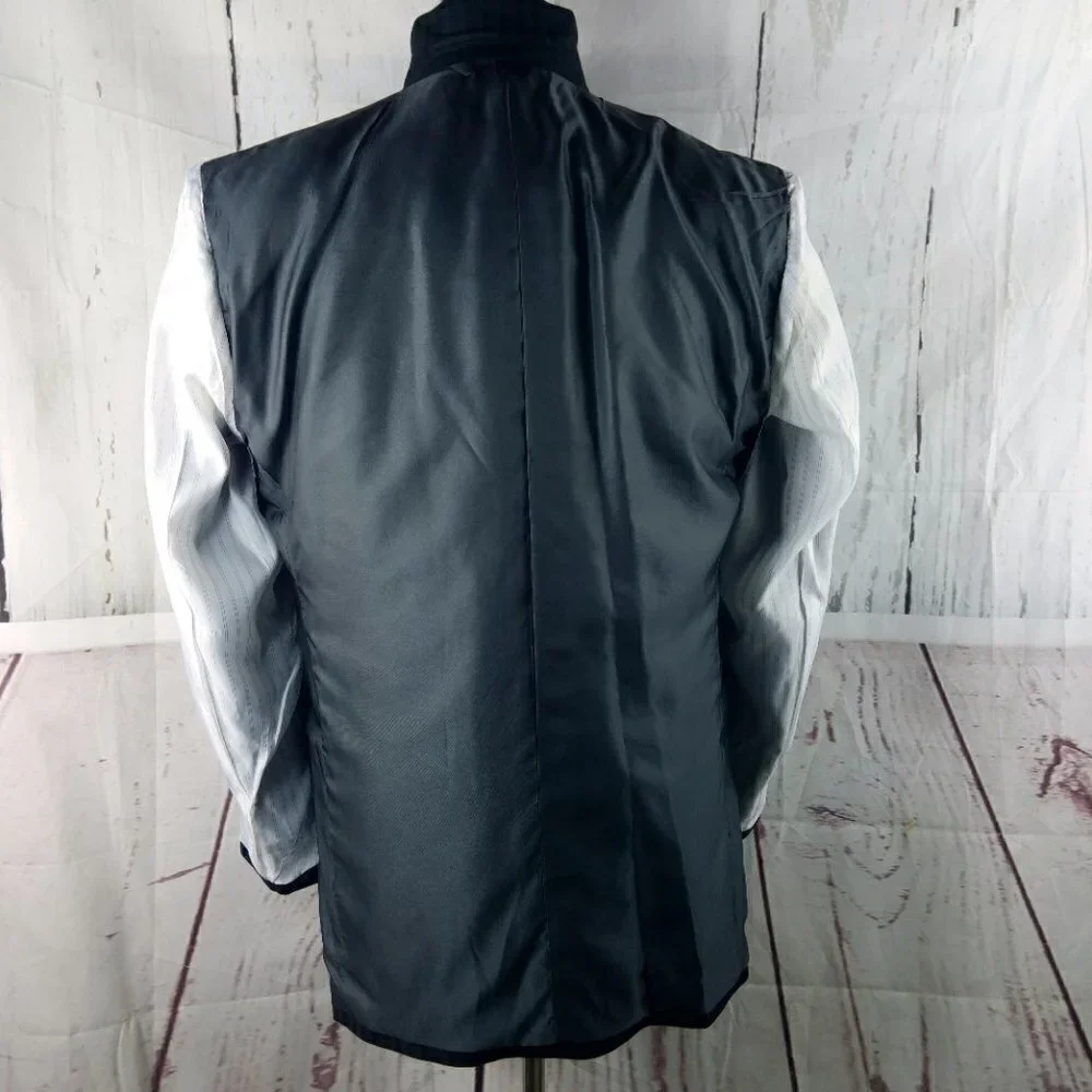J. Ferrar 42R 3 Button Black Striped Suit Jacket