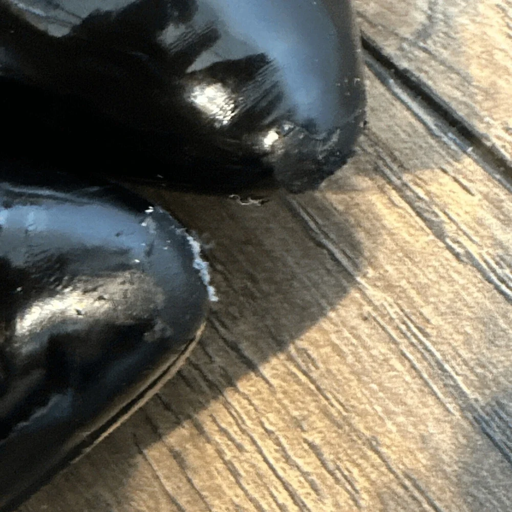 COACH vintage Black leather upper shell slip on pump shoes 9.5 B damaged‎