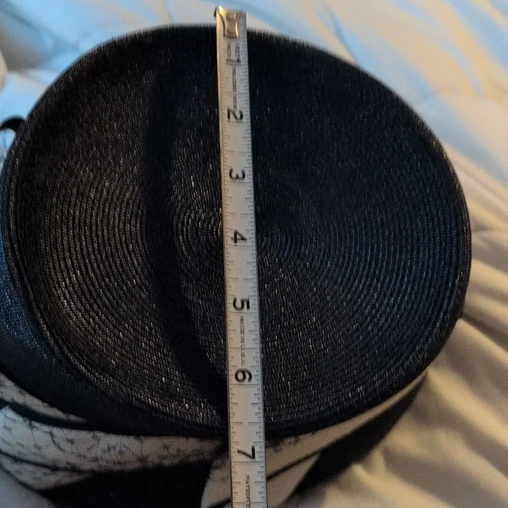 Women's 1940s antique Gage‎ blue hat size 22